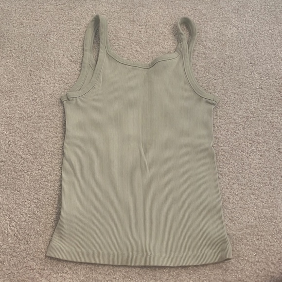 *NWOT* Brandy Melville Long Tank - Picture 2 of 3